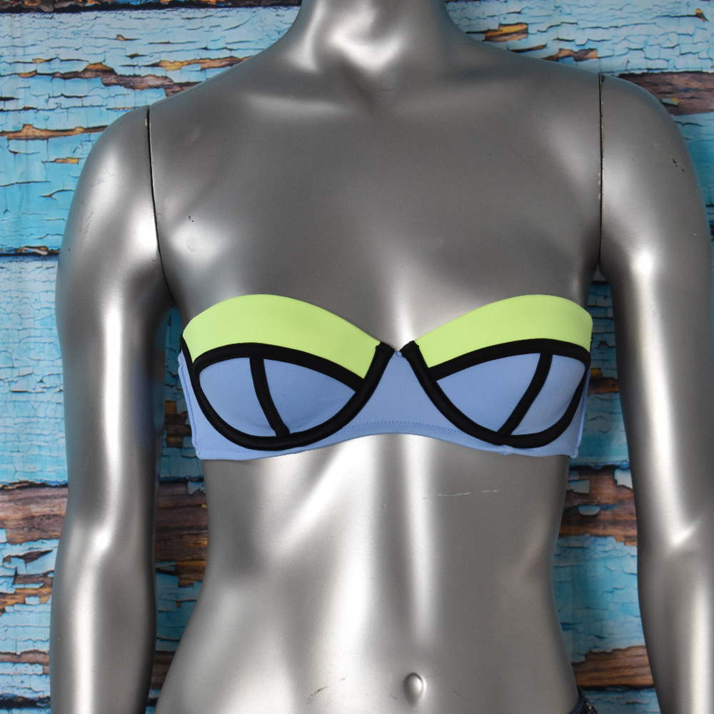 Victoria's Secret Swim Top 32B